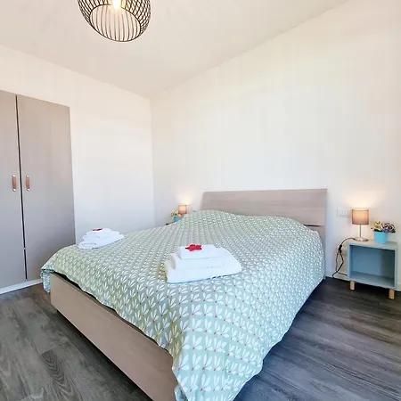 Sofia Venice 3* מסטרה